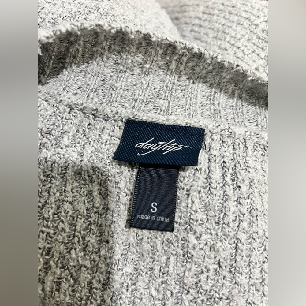 Daytrip Sweater Grey